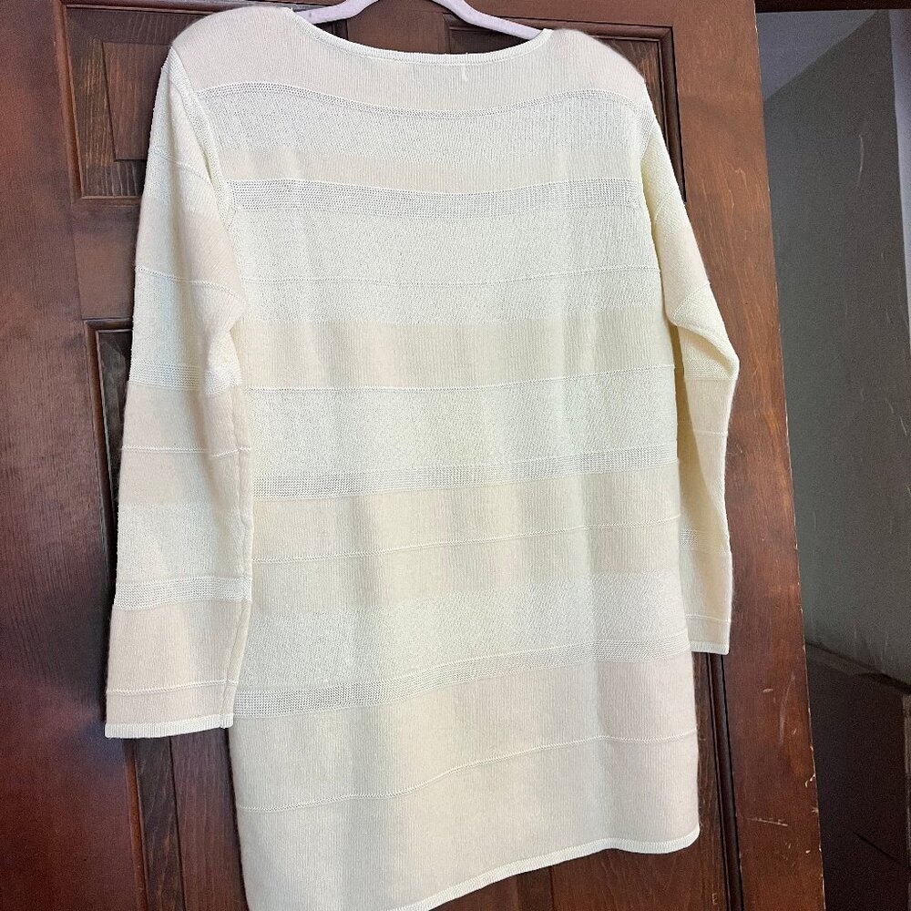 Liz Claiborne Collection Ivory Tunic Sweater Size Small